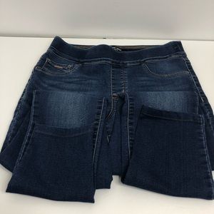 Nine West skinny size 4 jeggings